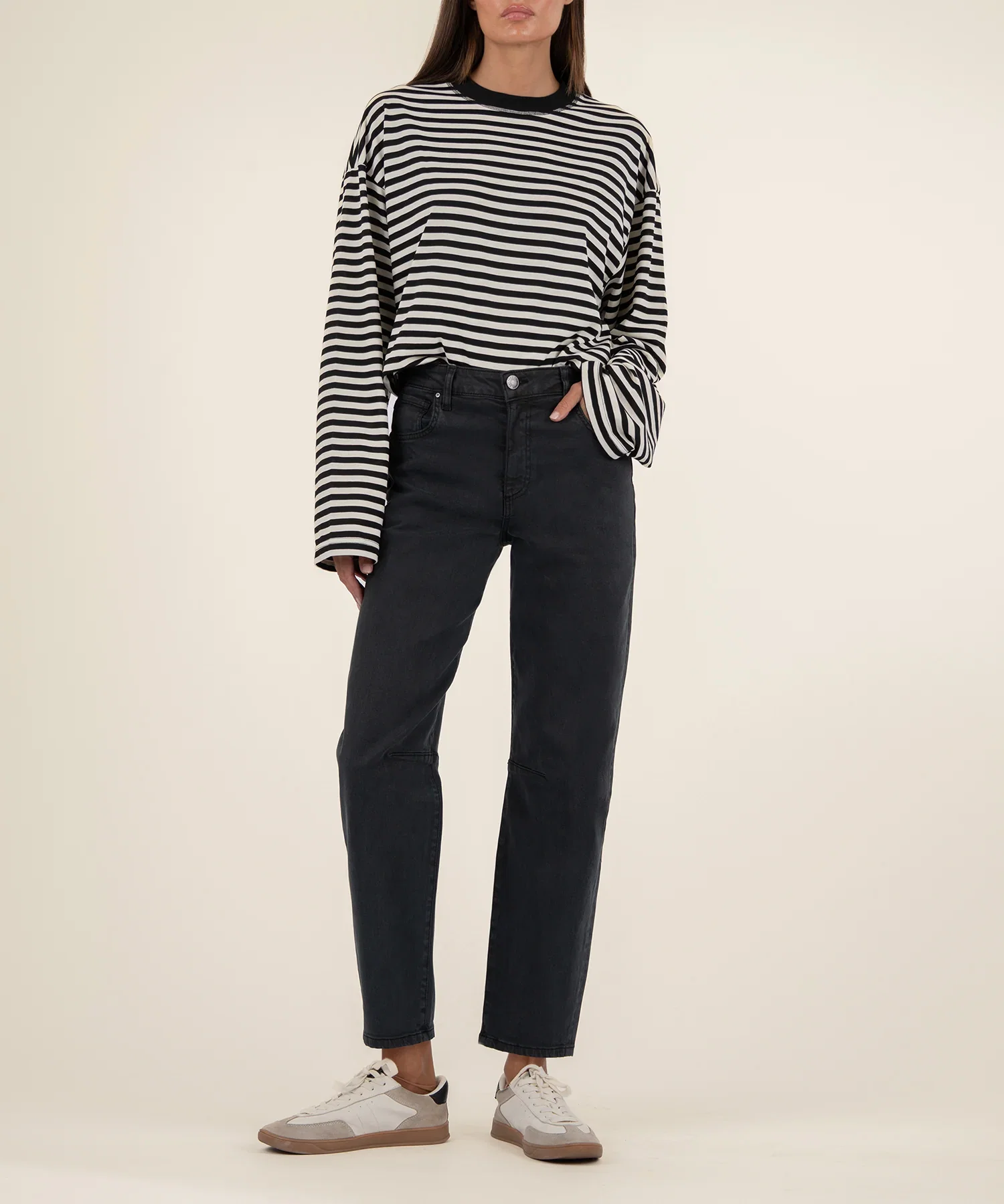 Image of Ashley High Rise Slouchy Barrel Straight Leg, Exclusive in Black
