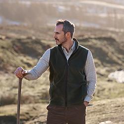 Shop Musto Mens Outdoor Country Fenland 200 Fleece Gilet