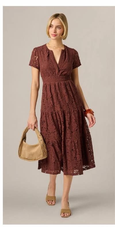 Short Sleeve Lace Tiered Sophia Dress In Chocolate