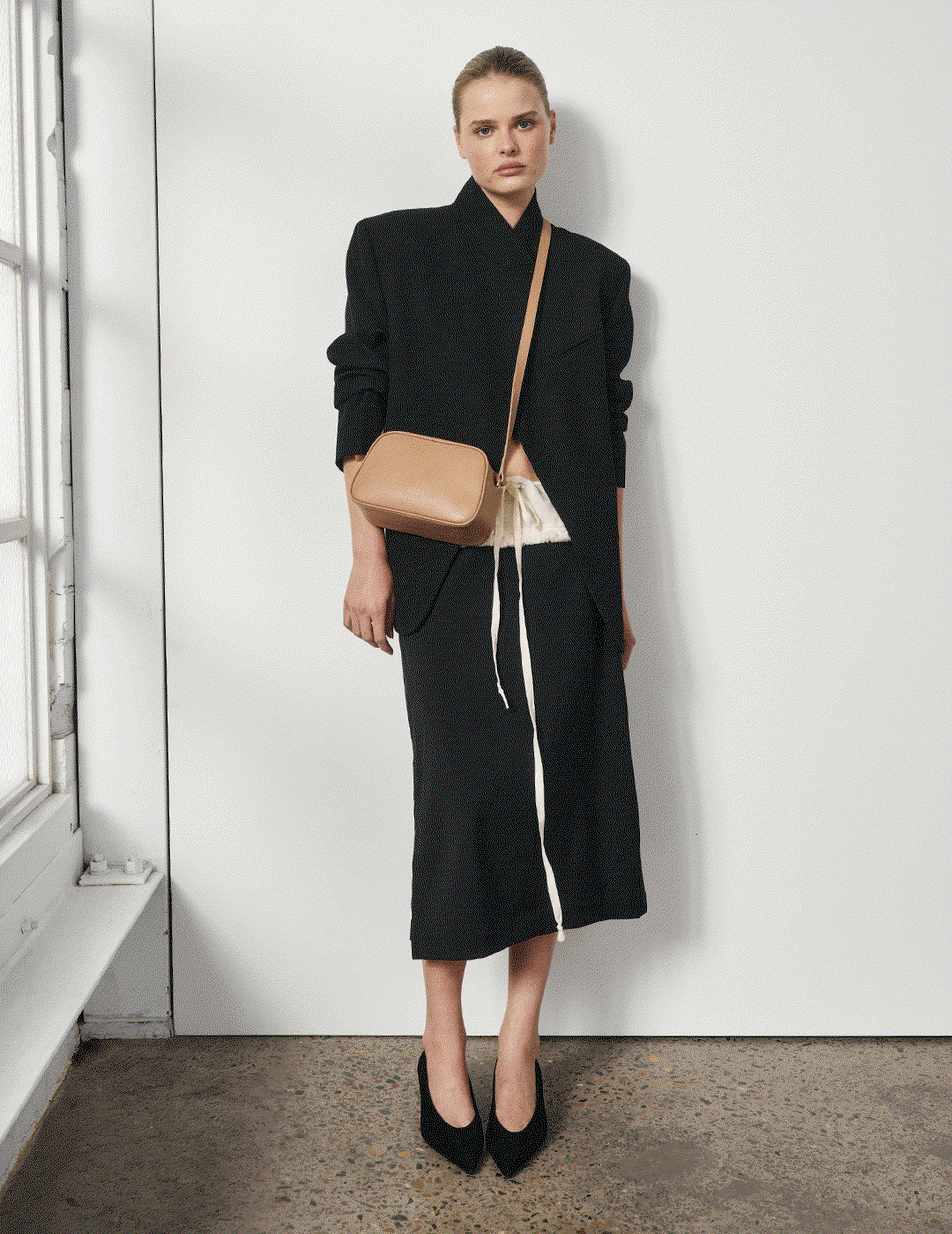 Vera Latte Camera Crossbody Bag