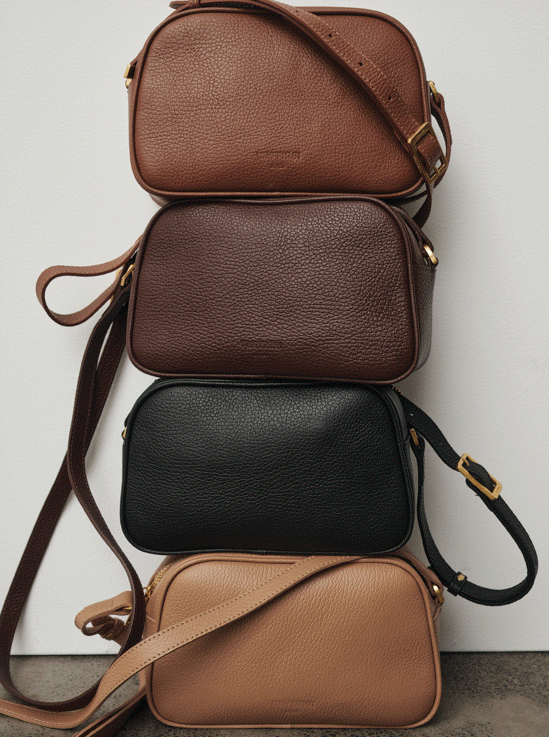 Vera Camera Crossbody Bag