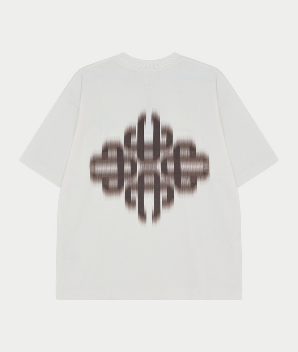 MOTION BLURRED EMBLEM T-SHIRT