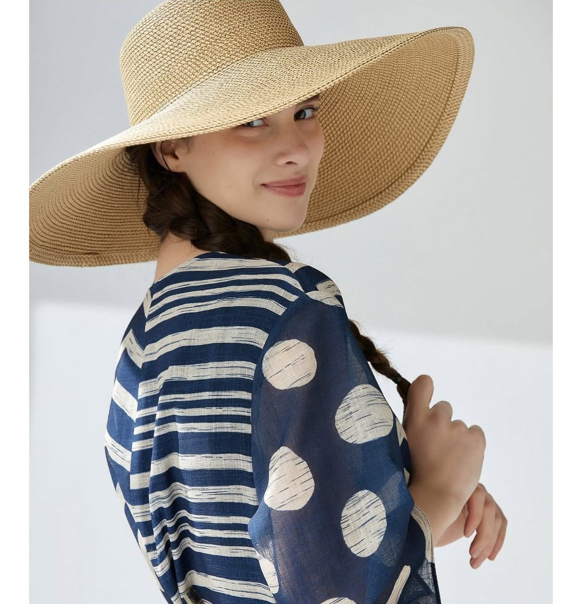 Twilly classic hat + Juju raffia bag Shop now