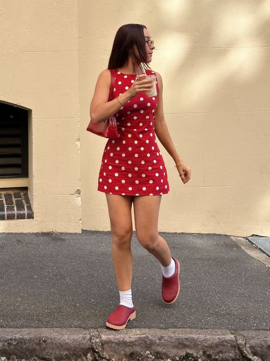 @mel_dunn wears Brick Red Billie Clog
