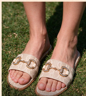 Bella Womens Rhinestone Horsebit Slide Sandals