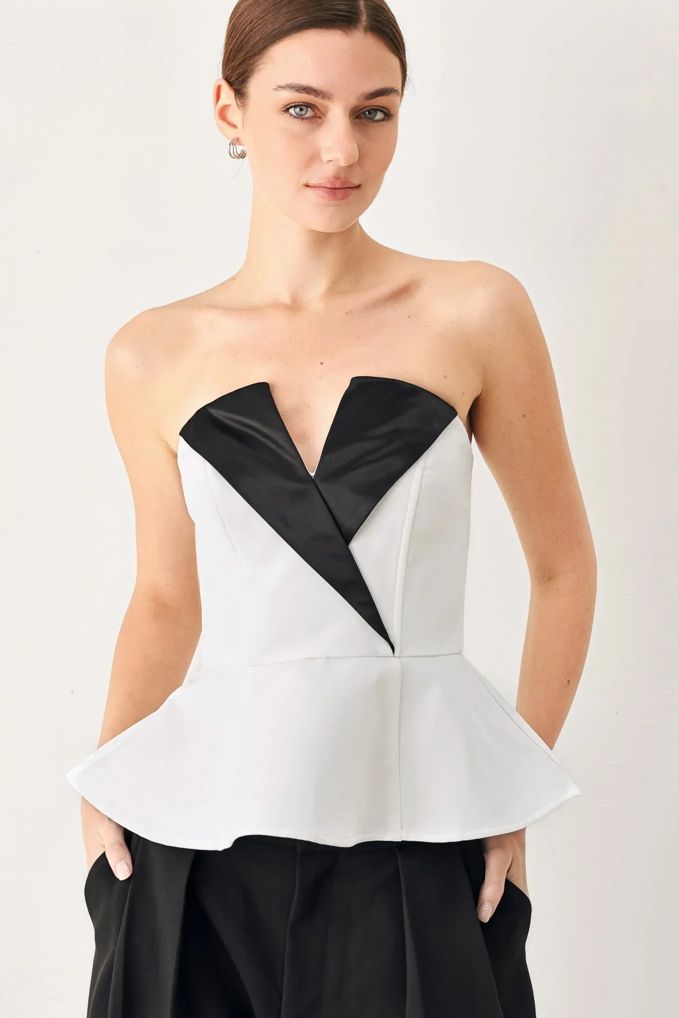 Image of Dress Code Woven Tube Top
