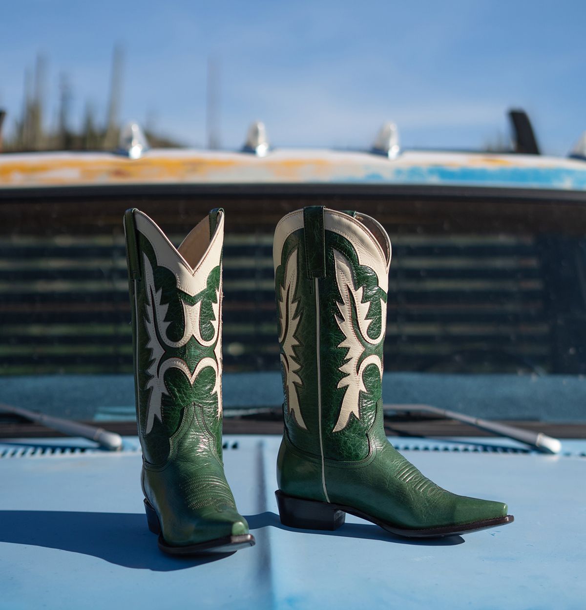 WOMEN’S BOOTS
