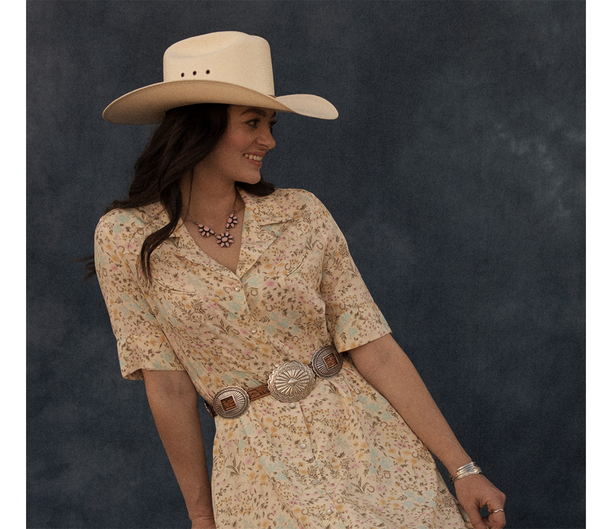 WOMEN’S APPAREL