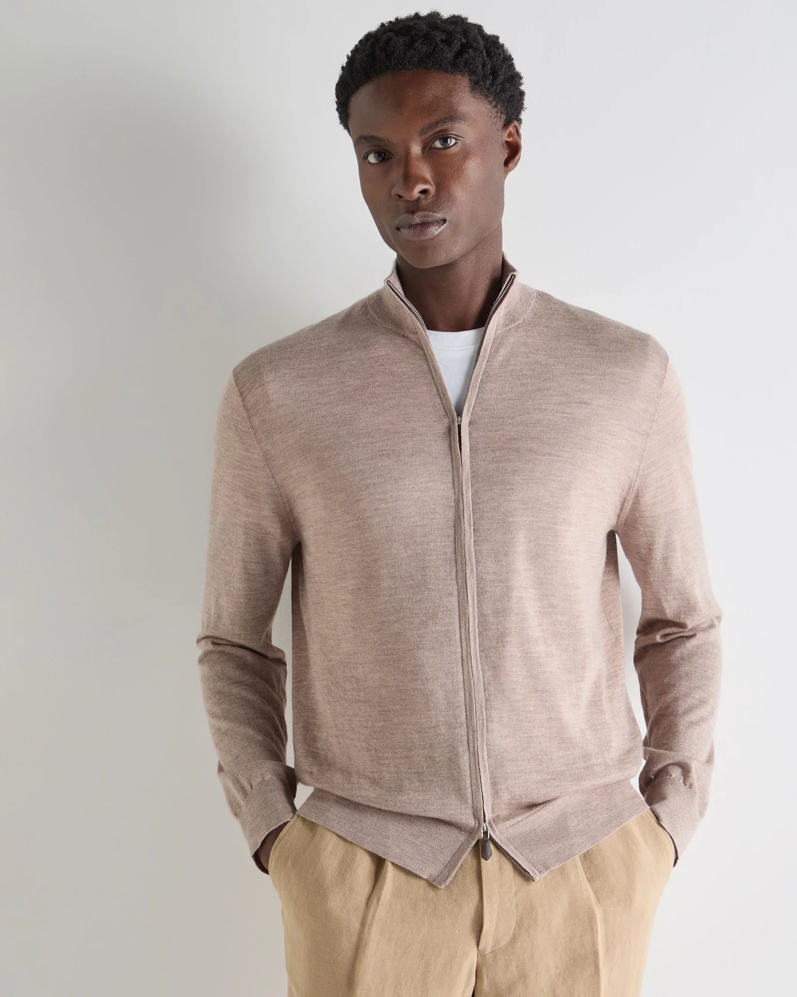 Image of Men's Hyde Fine Gauge Cashmere Full Zip Jumper Soft Taupe Brown