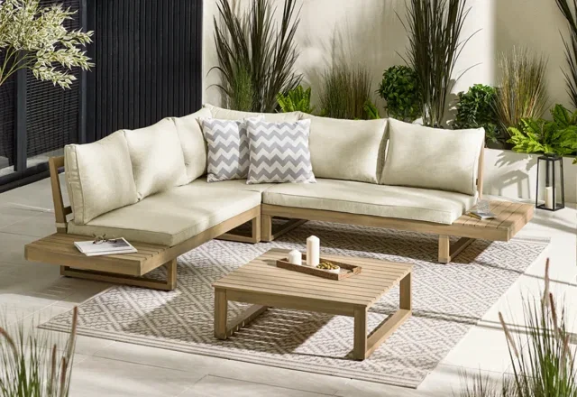 Outdoor Furniture On Sale