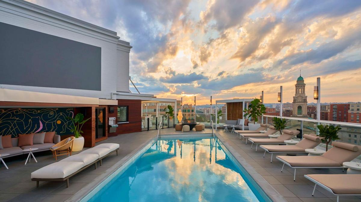 Award-Winning Washington, D.C. Escape near The White House with US$50 Dining Credit