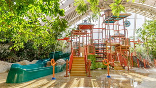 De leukste vakantieparken met zwembad en glijbanen