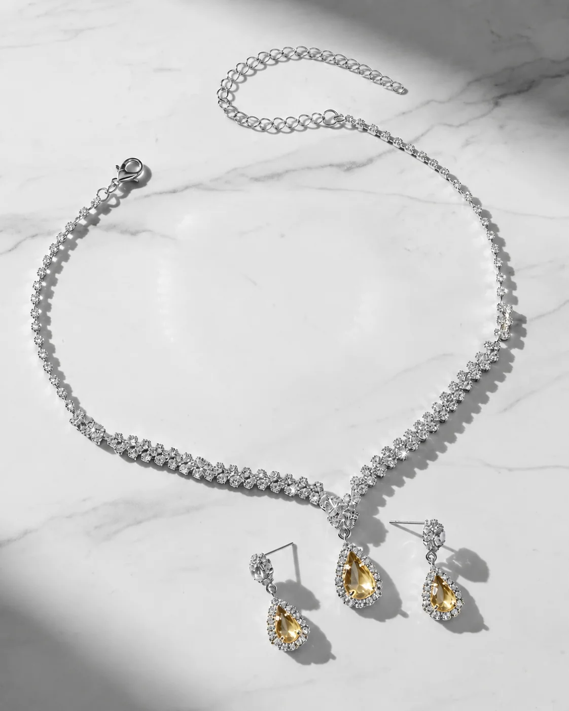 Image of Orbit Teardrop 2 Piece Jewellery Set - Gold