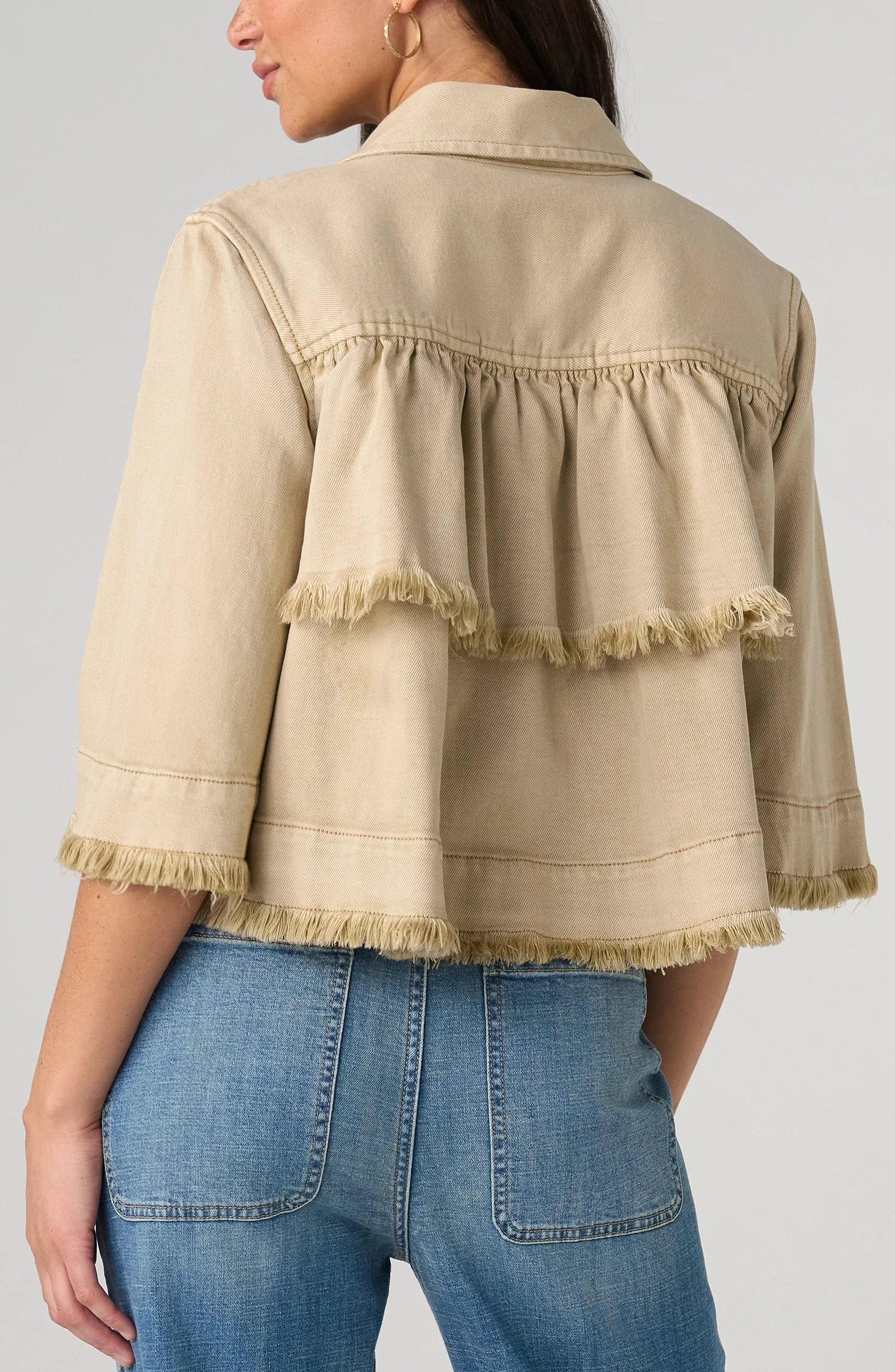 Image of 3/4 SLEEVE FRAYED FLOUNCE JACKET