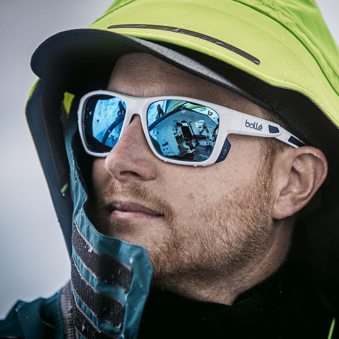 Water sport glasses