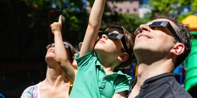 Lunettes éclipse solaire