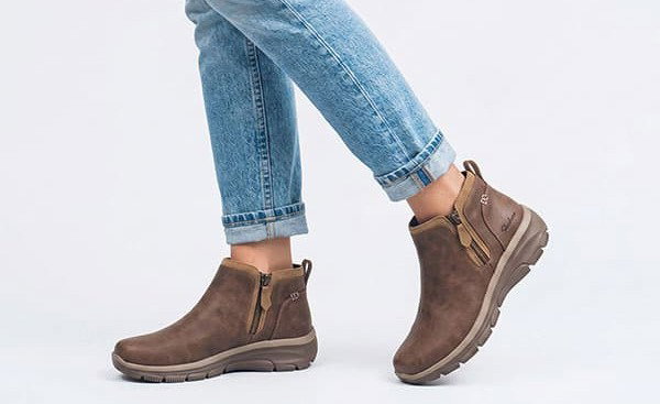 Skechers Womens Easy Going Fall View Comfortable Ankle Boots