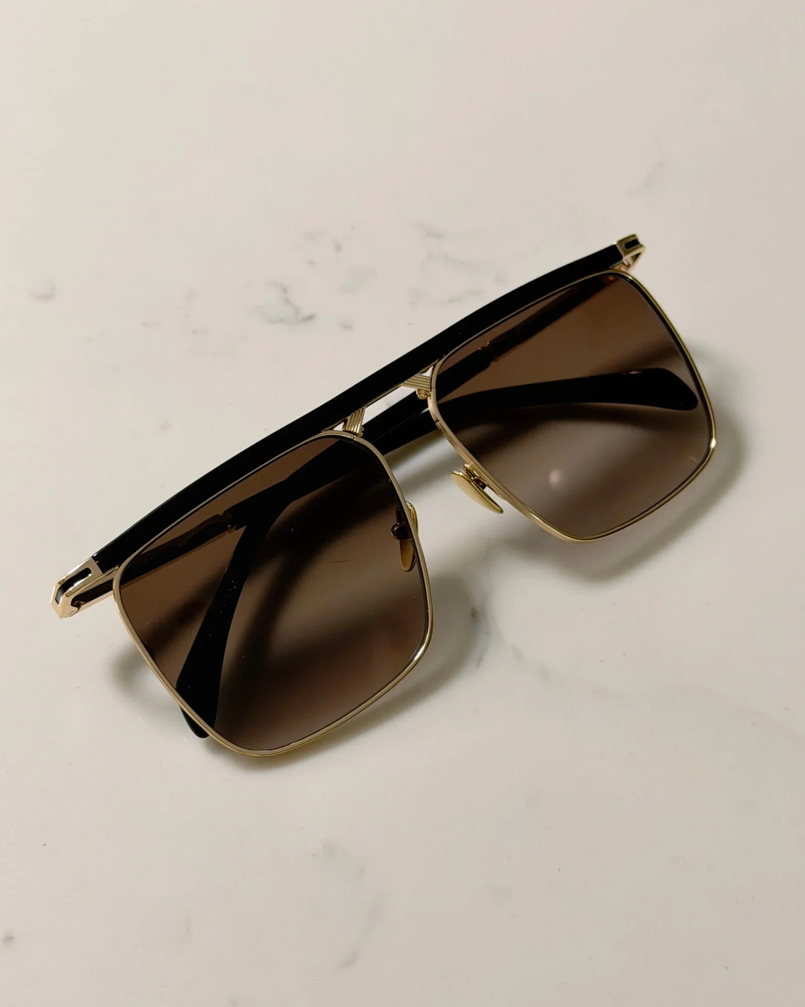 Image of PHOENIX gold | brown gradient