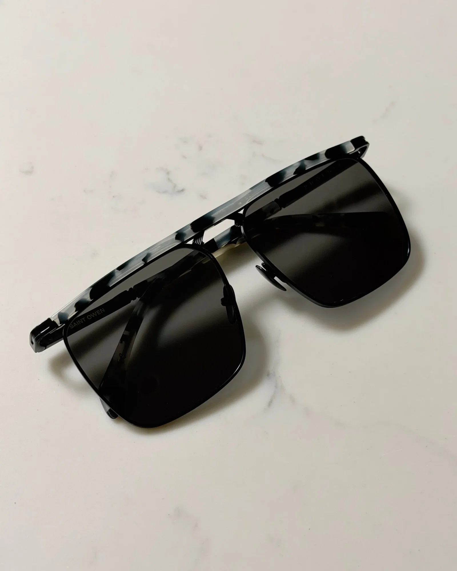 Image of PHOENIX snowflake tort | black