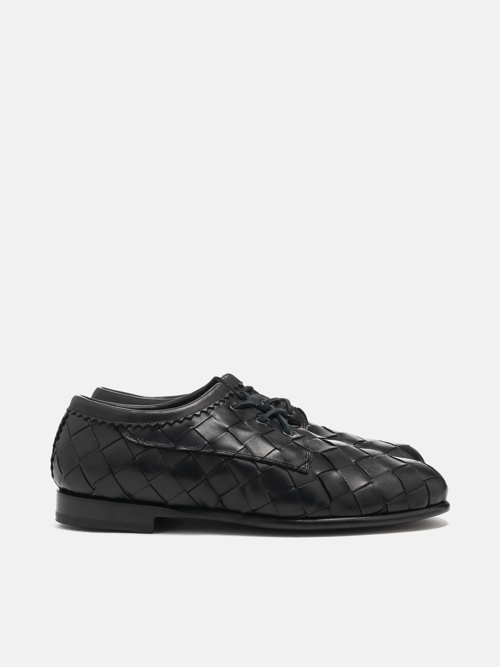 Image of Weaved Blucher Nappa Black