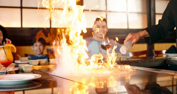 Delight in Diverse Sushi Creations & Captivating Hibachi Showmanship!