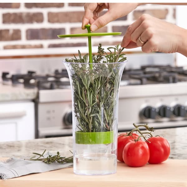 Kitchen utensils & gadgets