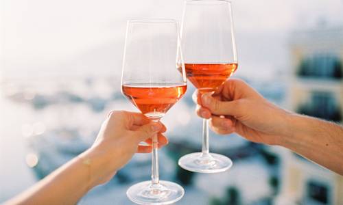 Alcohol Doesn't Affect Every Brain The Same Way, Research Reveals