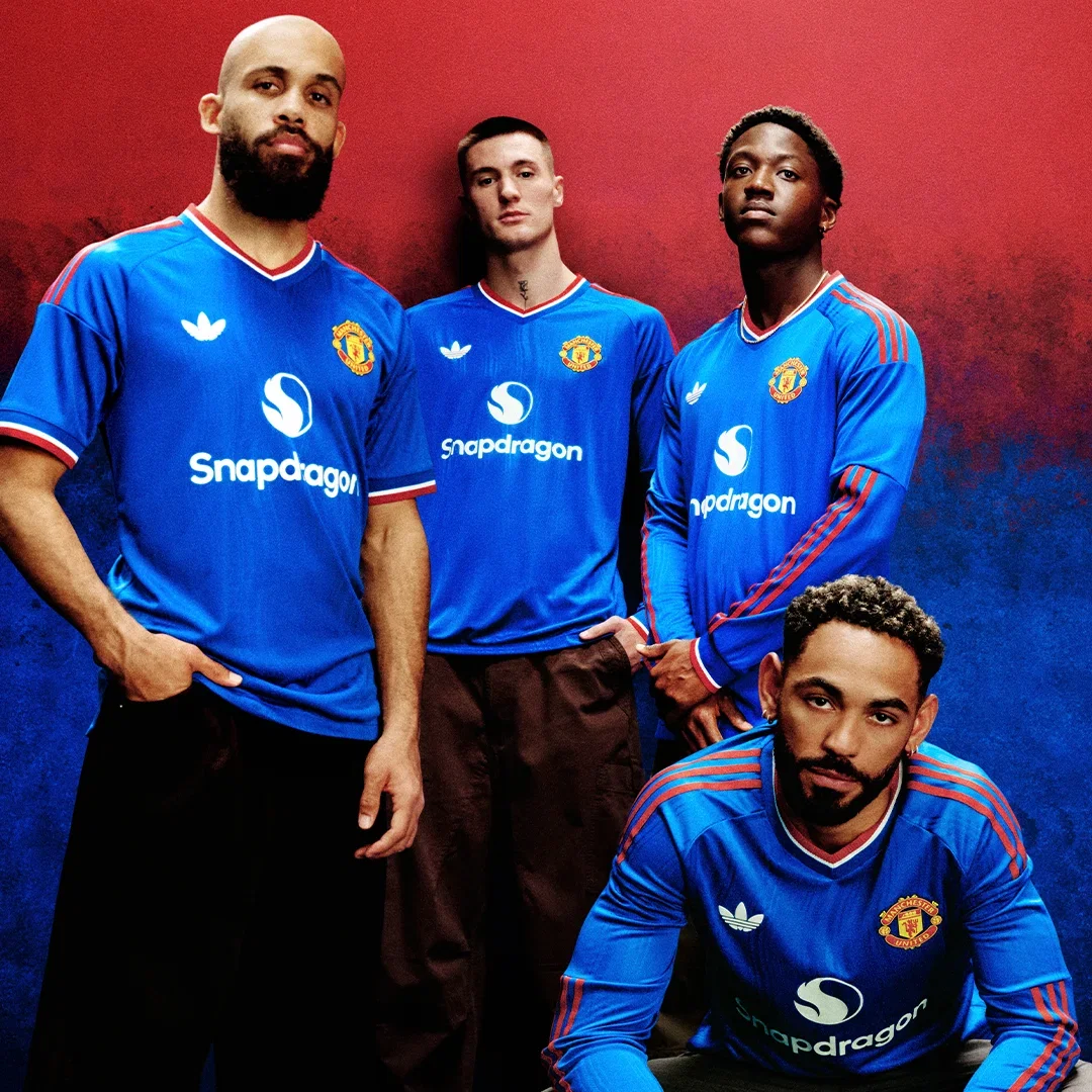 adidas x Manchester United 26/27 Goalkeeper Kit