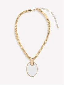 short-golden-rope-necklace-with-white-pendant-495560