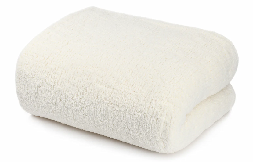 Cloud Throw in Creme