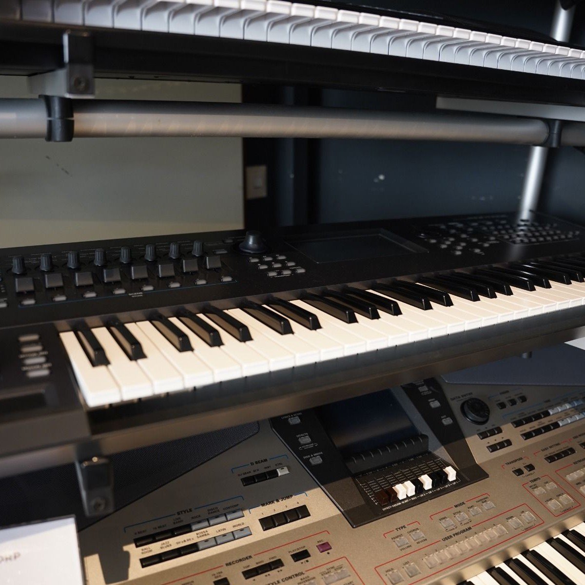 Yamaha Montage 6 synthesizer