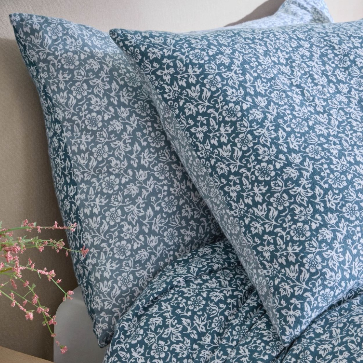 Laura Ashley Sweet Alyssum Pillowcases