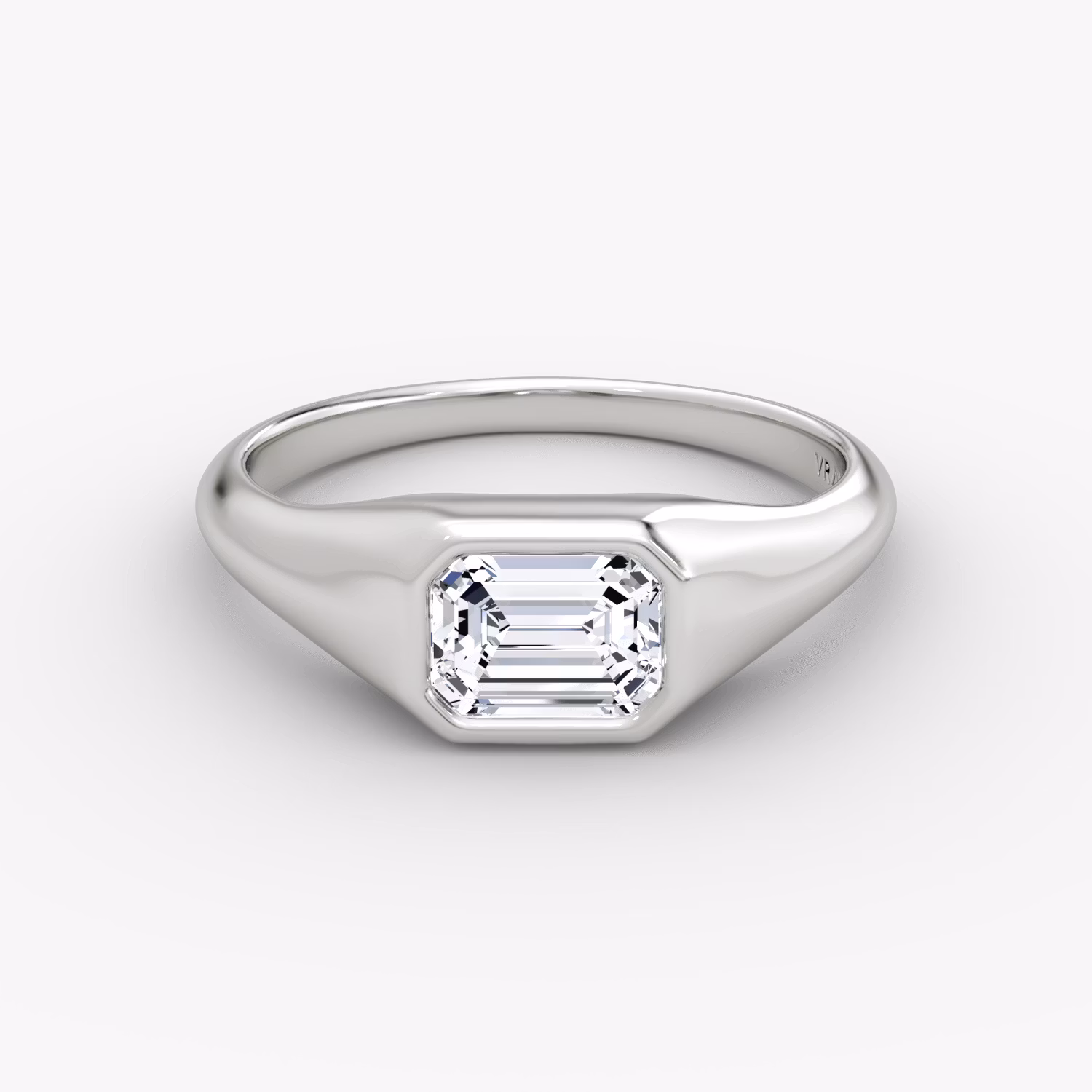 East West Signet Ring Emerald
