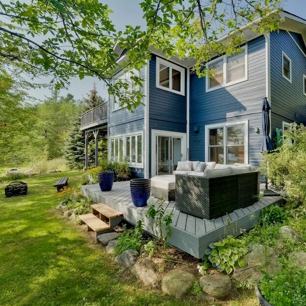 Find a vacation home in Muskoka District, Ontario.
