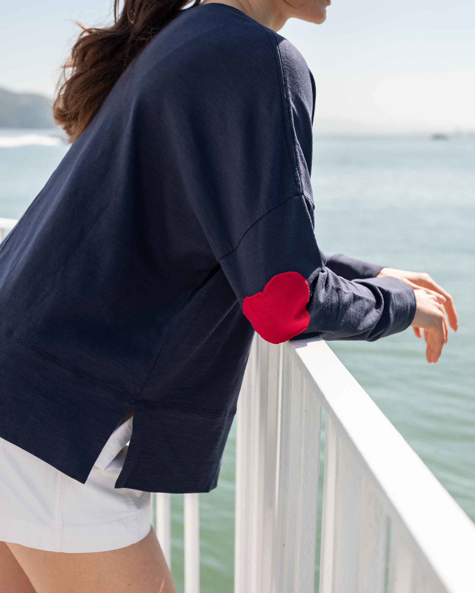 Amour Tee Navy with Red Hearts
