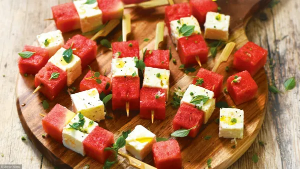 Minibrochettes pastèque et feta
