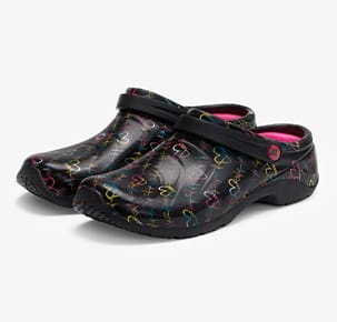 Footwear >
