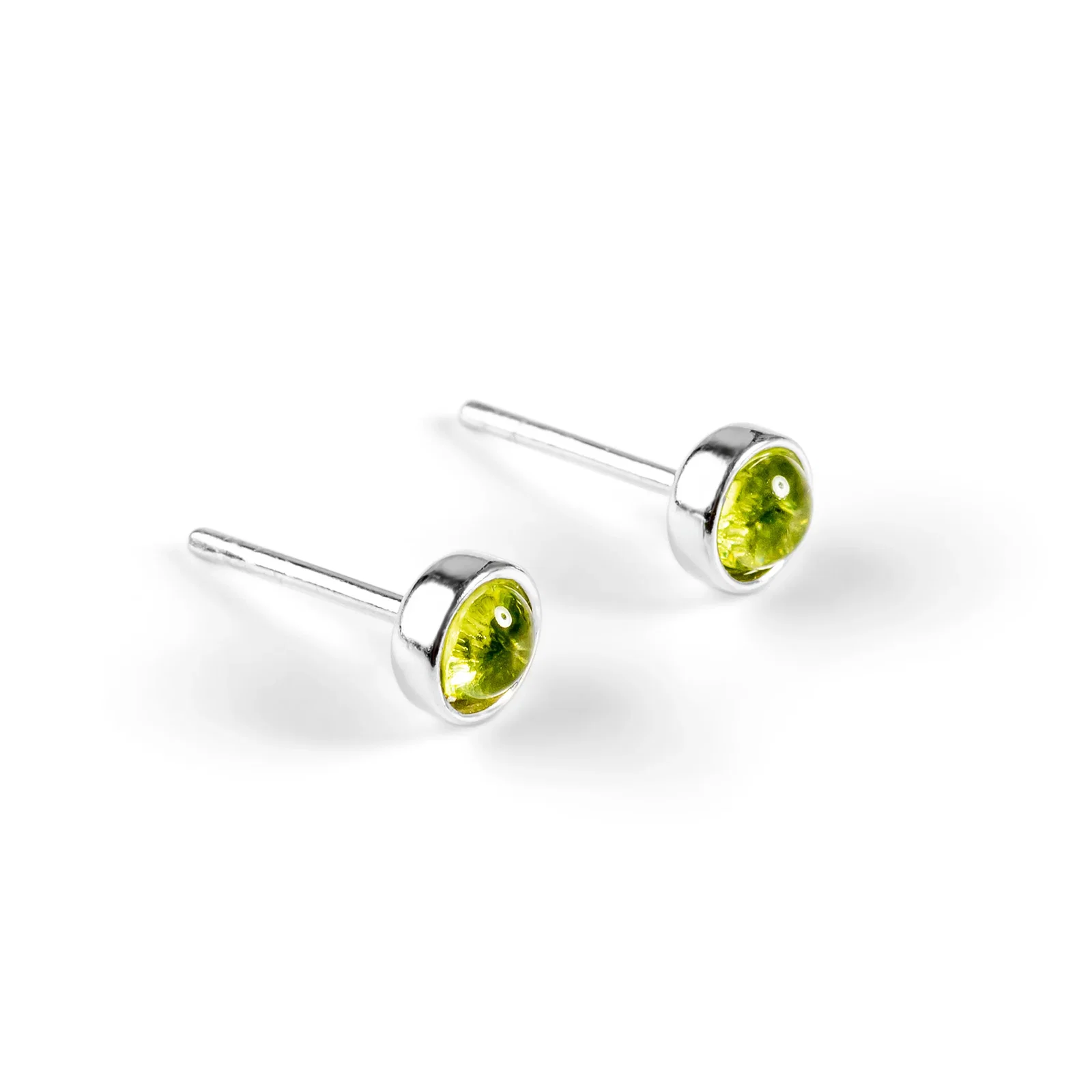 Image of Minimalist Circle Stud Earrings in Silver and Peridot