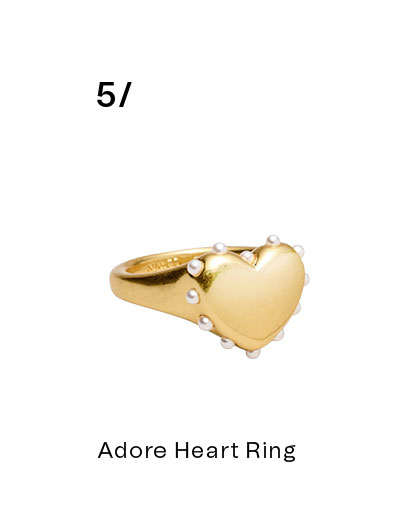 5/ Adore Heart Ring