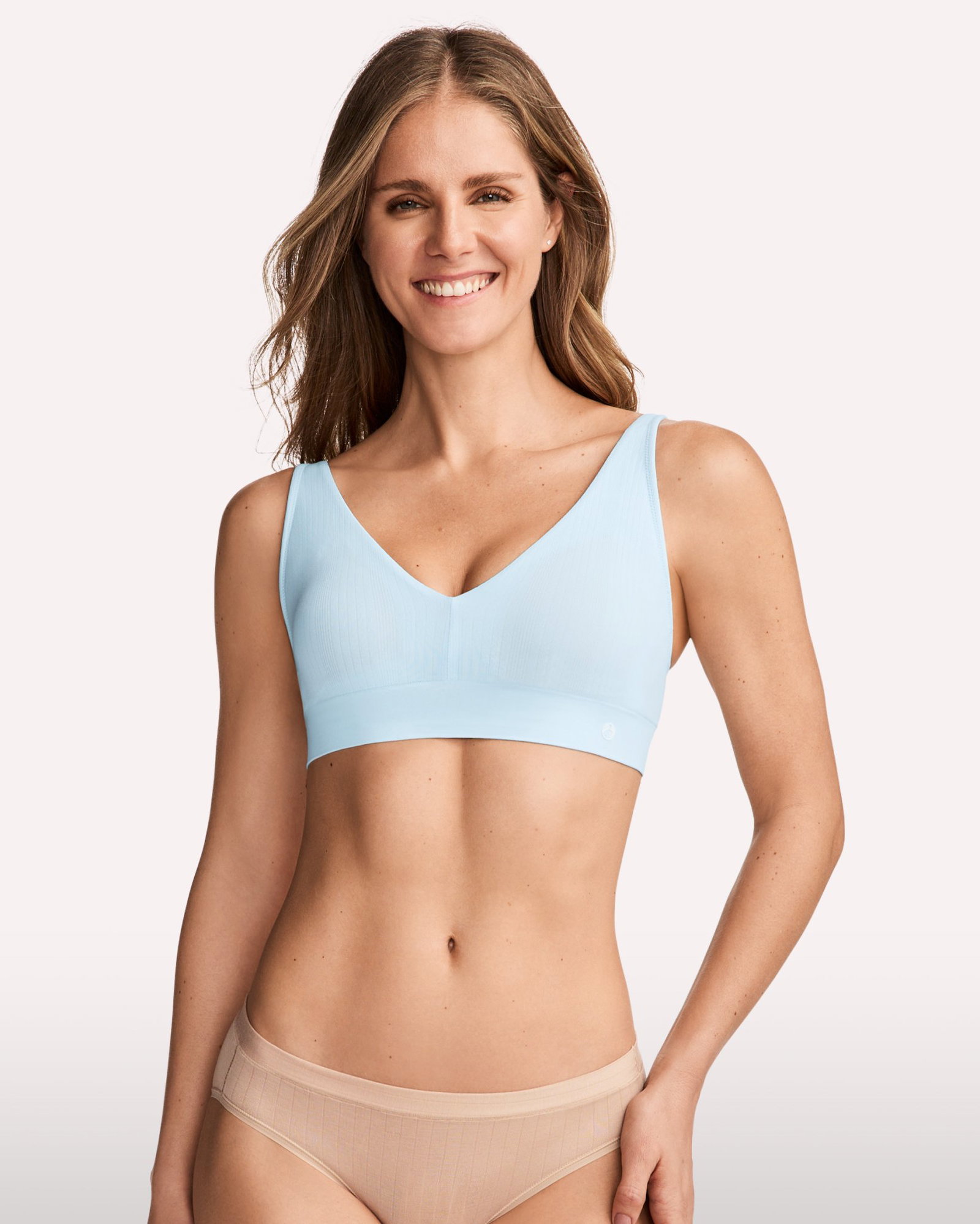 Seamfree® Light Support Plunge Bralette