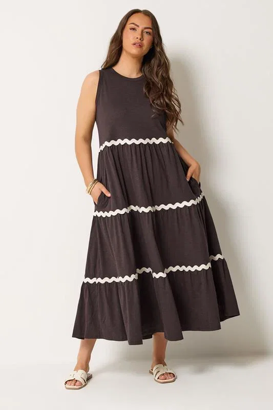 Image of YOURS Maxikleid in Schokobraun mit Wirbelmuster-Besatz