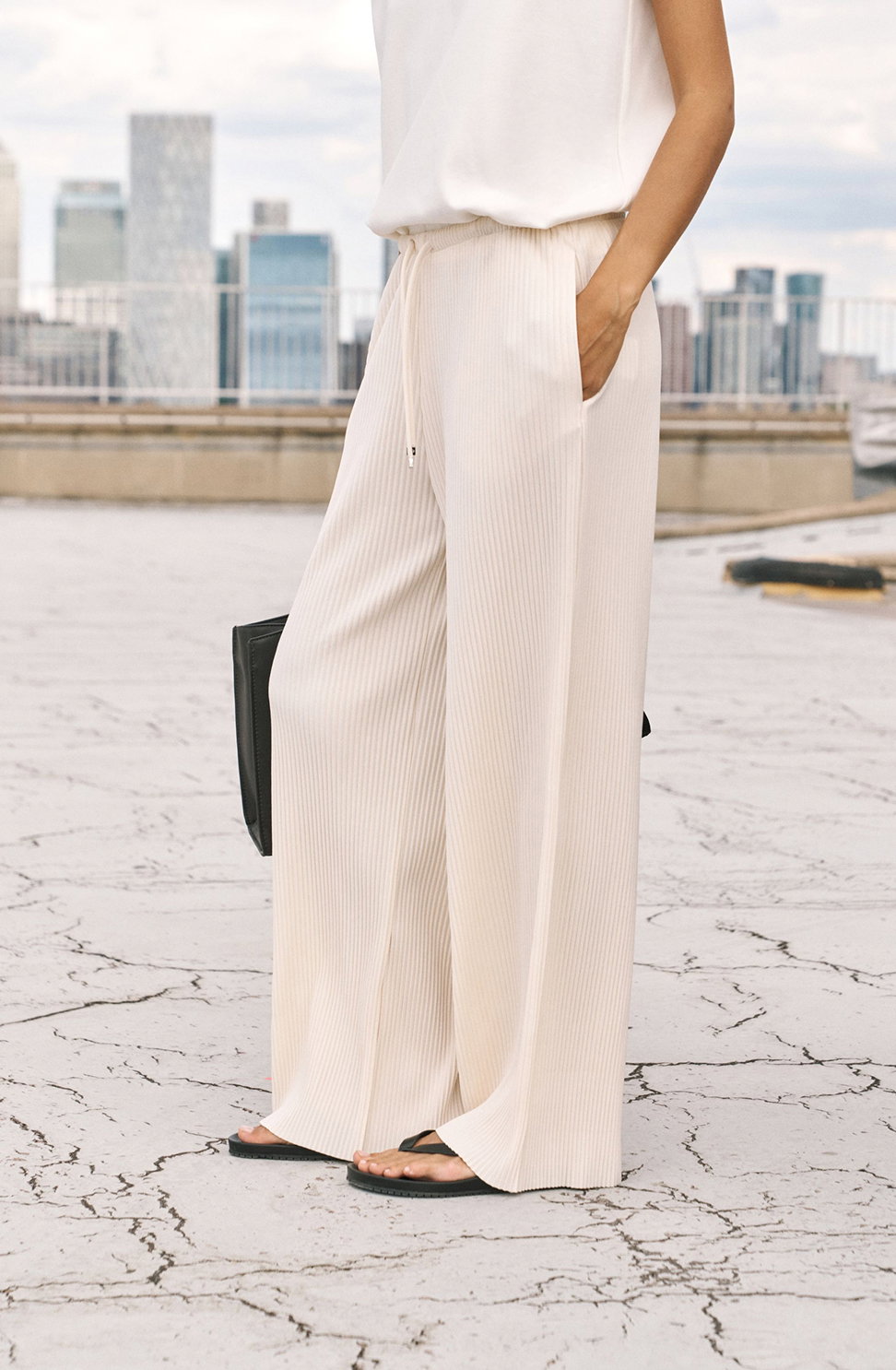 PLISSE TROUSERS