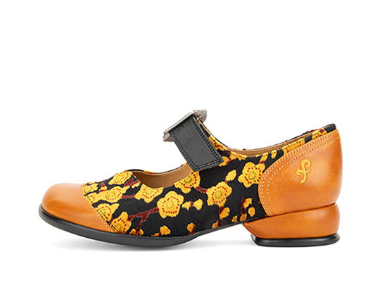 The Esser | Yellow