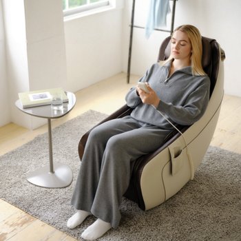 CirC Compact Heated SL Track Massage Chair