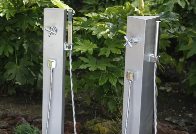 Unmissable Outdoor Showers