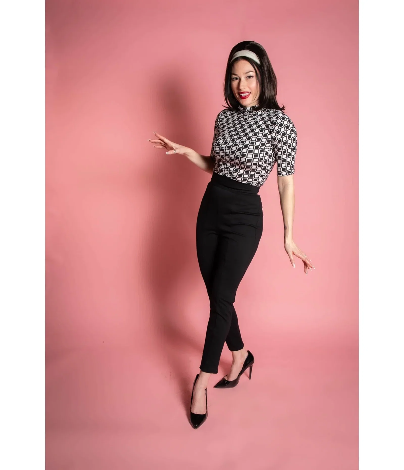 Image of Black Cigarette Pants