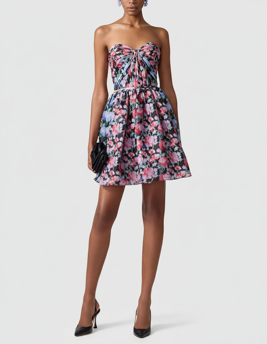 Extra 15% Off Carolina Herrera