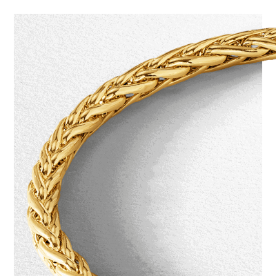 Yellow gold rope chain necklace.