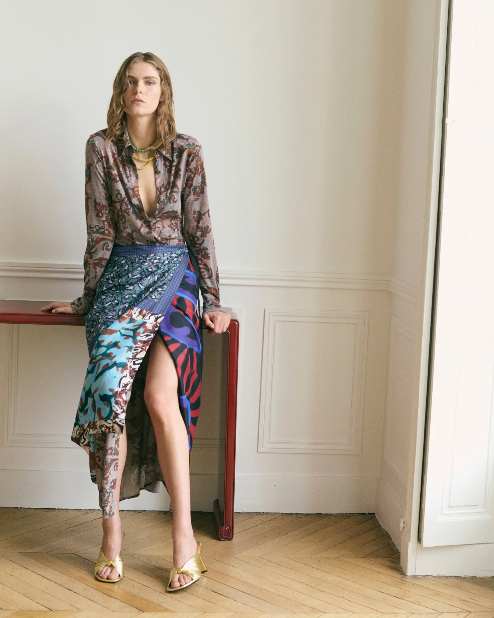 ANNA wears DRIES VAN NOTEN
