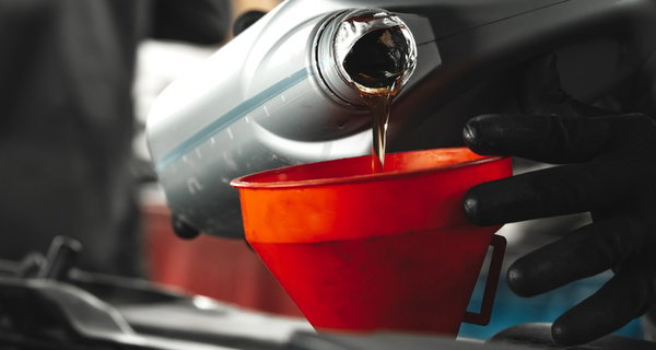 Up to 32% Off on Oil Change at DuPage Auto & Truck Repair